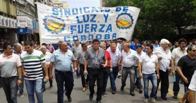 C�rdoba acelera su pelea con Luz y Fuerza y denuncia al titular del gremio por presuntas amenazas a Schiaretti