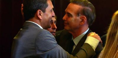 El verano de Sergio Massa: por sugerencia catalana, dos meses para el �mano a mano�