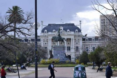 Docentes y estatales bonaerenses cobrar�n el bono de fin de a�o entre el 15 y 20 de diciembre