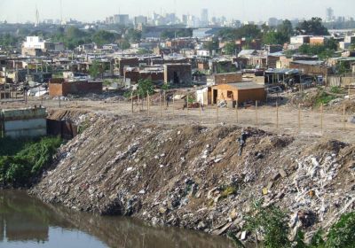 Logran reducir con microalgas la contaminaci�n del Riachuelo