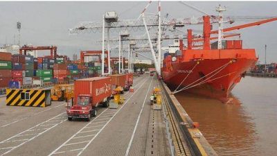 Extienden por dos a�os las concesiones en el Puerto de Buenos Aires