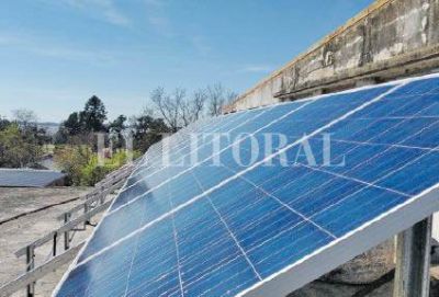 San Javier: instalan paneles solares en la Escuela �Flori�n Paucke�