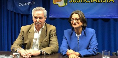 Felipe Sol� suma fotos con gobernadores del PJ