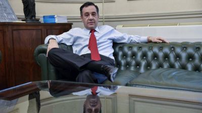 Finocchiaro se alej� de La Matanza y Vidal quiere que defina ya si ser� candidato