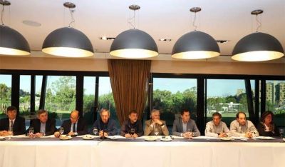 El PJ y la UCR definen sus estrategias a poco del inicio del a�o electoral