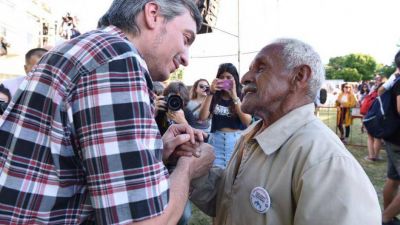 M�ximo empez� a recorrer la provincia como candidato y ahora apunta a Vidal