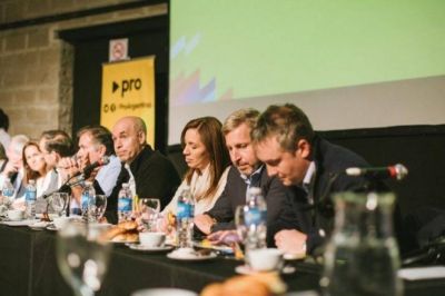 Superlunes pol�tico: cada uno por su lado, el Pro y el Frente Renovador se alistan para 2019