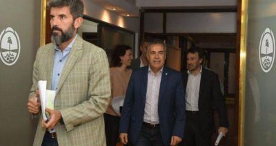 Acuerdo de 25% y cl�usula gatillo, la tendencia en los primeros test paritarios de 2019