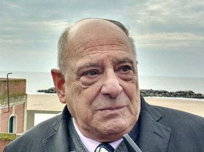 Arroyo busca prohibir el uso de sorbetes y vasos de pl�sticos en las playas marplatenses