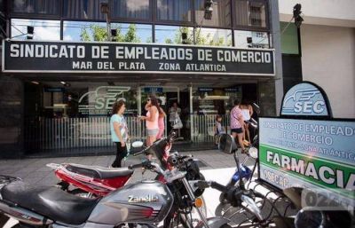 Mercantiles: Jubilados despiden el a�o y entrega de Diplomas en el CENS N� 454