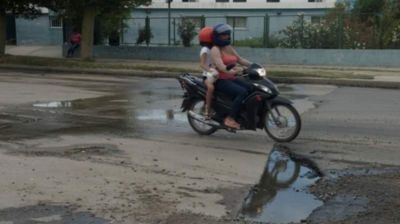 Vecinos molestos por p�rdidas cloacales en la zona sur
