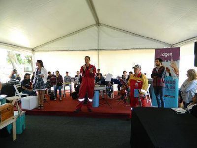 Shell present� en Dock Sud su Feria de Proyectos Sociales �Creando V�nculos�