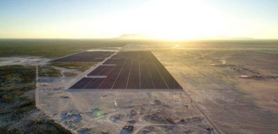 Energ�a solar: M�xico rompe r�cord mundial instalando 18mil900 paneles en un d�a