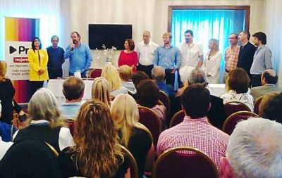 Emiliano Giri despidi� el a�o junto a Ciudadanos de Cambiemos