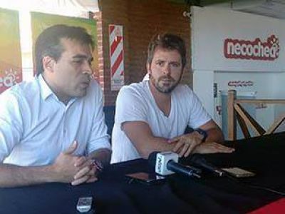 Eduardo Otero renunci� al Entur y lo anunci� junto al intendente