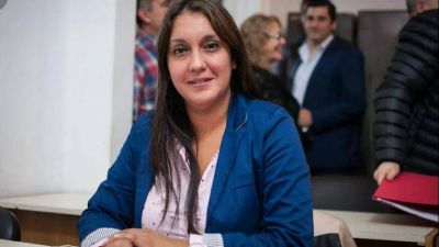 �Me grit� �negra de mierda�, cerr� los ojos y esper� el golpe�, dijo la edil Villa tras irse de Cambiemos