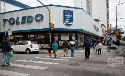 Tras una tensa negociaci�n, Toledo finalmente pagar� aguinaldo, bonos y plus de verano