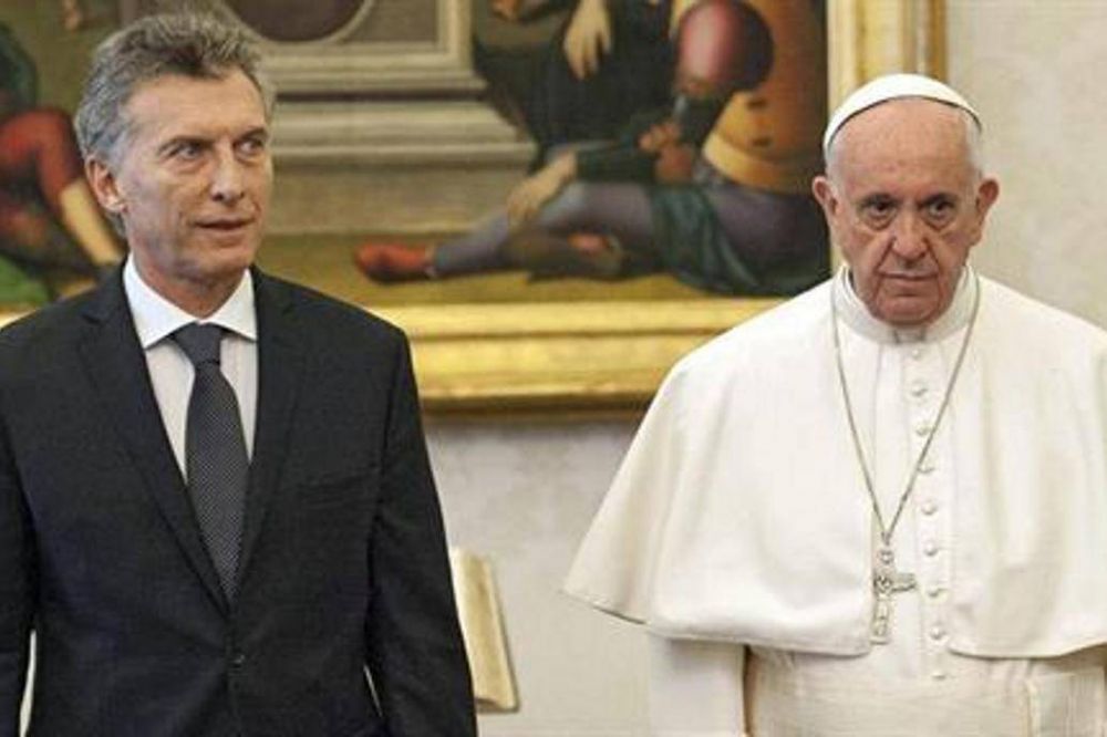 Mauricio Macri salud al papa Francisco por su cumpleaos va Twitter