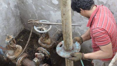 Un rayo quemó una bomba y se ve afectado el servicio de agua corriente en Quequén