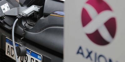 Instalan en el pa�s el primer cargador gratuito para autos el�ctricos