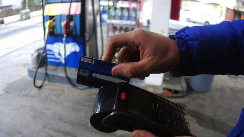 Nafta: crecen las limitaciones para pagar con tarjeta de crdito
