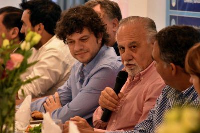 �Se nota que empiezan a cerrar locales, que son en su mayor�a familiares�