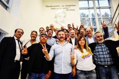 Fuerte respaldo a Men�ndez: Sabbatella y Pablo Moyano acompa�aron al alcalde en acto en Merlo