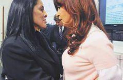 Cristina discuti� con Alarc�n sobre el futuro de Agricultura