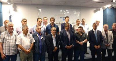 �La reforma laboral no va a pasar por el Congreso�