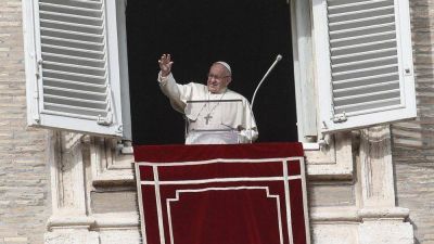 �ngelus del Papa: �Navidad es acoger y vivir el dinamismo de la fe y de la caridad�