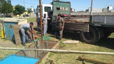 Obras Sanitarias instal� nueva bomba de agua en el Barrio Municipal y se normaliza el servicio