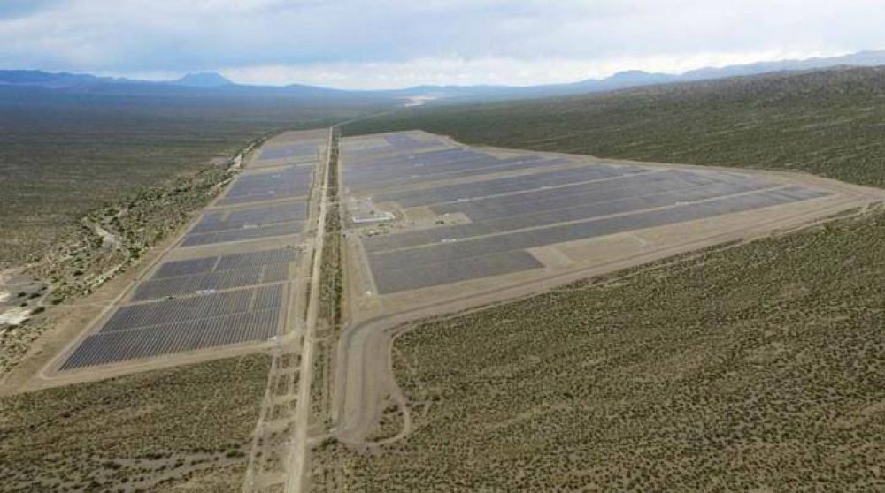 Argentina inaugura 2 plantas de energa solar y parque elico en una semana