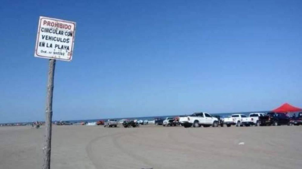 Consenso de la poblacin: Casi 6 mil firmas contra los vehculos en la playa