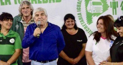 Macri repiensa su estrategia con los gremios de cara al a�o electoral y tiende puentes con Moyano