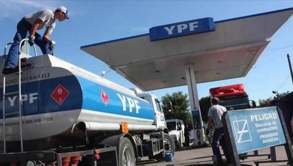 A�o nuevo combustibles nuevos: Las petroleras comienzan a distribuir naftas y gasoil con menor cantidad de azufre