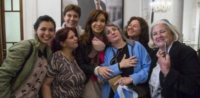 Cristina Kirchner manda a negociar “neutralidad” con los gobernadores del PJ