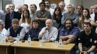 Camioneros y las CTA preparan medidas de fuerza contra el tarifazo