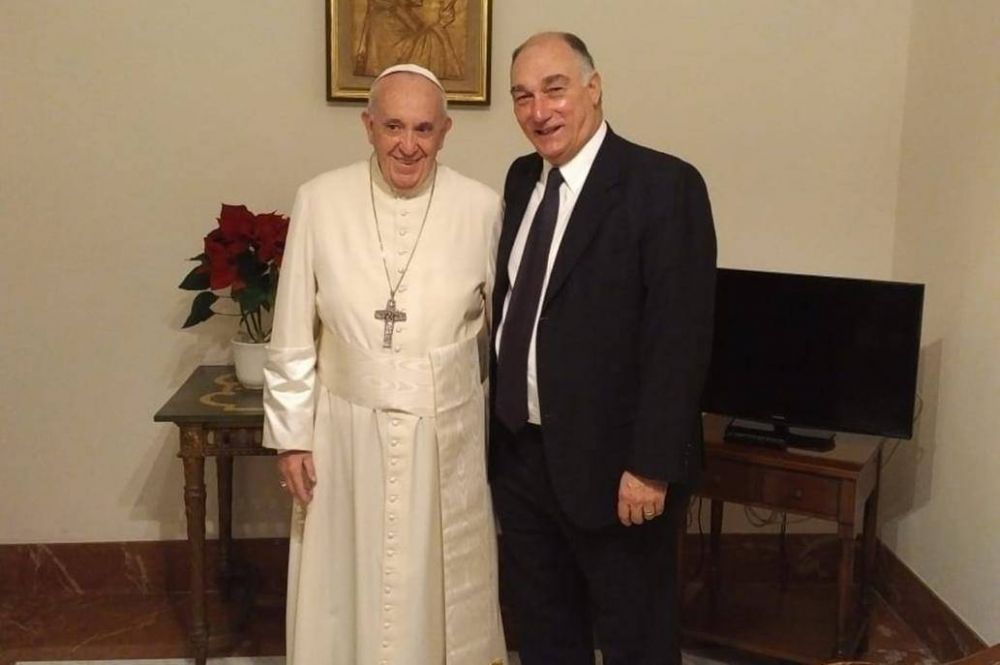 El papa Francisco recibi� al exdefensor del pueblo Eduardo Mondino