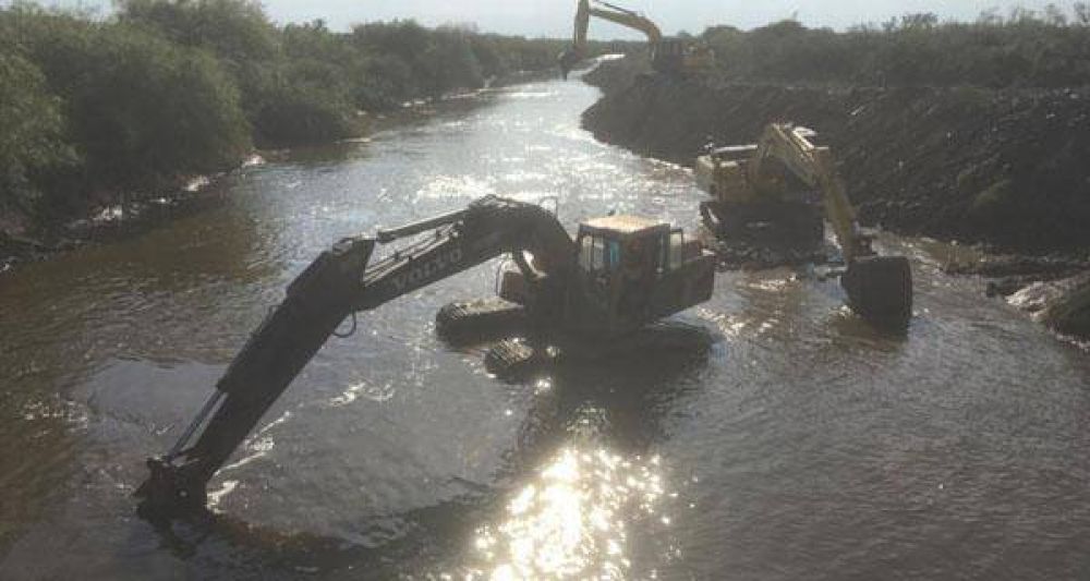 Progresan las obras en los canales Vila-Culul y Caada Sunchales
