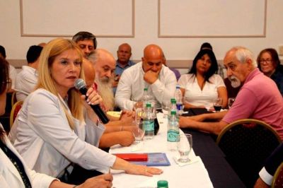 Obras, recursos e inversi�n: los tres puntos que encabezan la lista de reclamos de Magario a Vidal