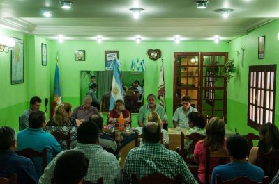 Con gui�o a Jalil, asumieron formalmente las autoridades de las 62 organizaciones