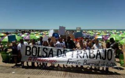 La CTA llev� una protesta a la playa p�blica que inaugur� Vidal en Mar del Plata