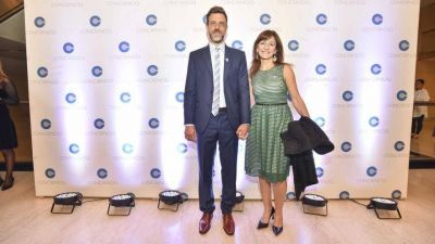 Grindetti le dio un mill�n de pesos a la empresa de Kravetz y su esposa, la ministra de Educaci�n