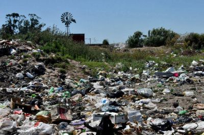 Basurales a cielo abierto y calles intransitables: Bat�n, una ciudad entre el abandono y la desilusi�n