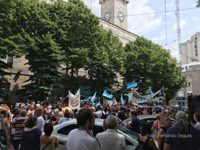El conflicto con los municipales genera p�rdidas millonarias