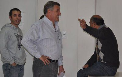 Los due�os de "La Saladita" avanzan con la habilitaci�n, pero en un manto de reservas