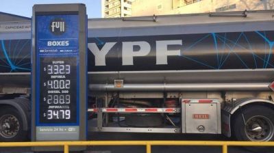 YPF anunci� que baja el precio del combustible por segunda vez en un mes