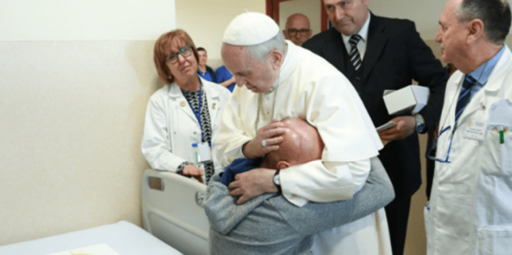 El papa Francisco quiere que hospitales catlicos den servicios gratis 