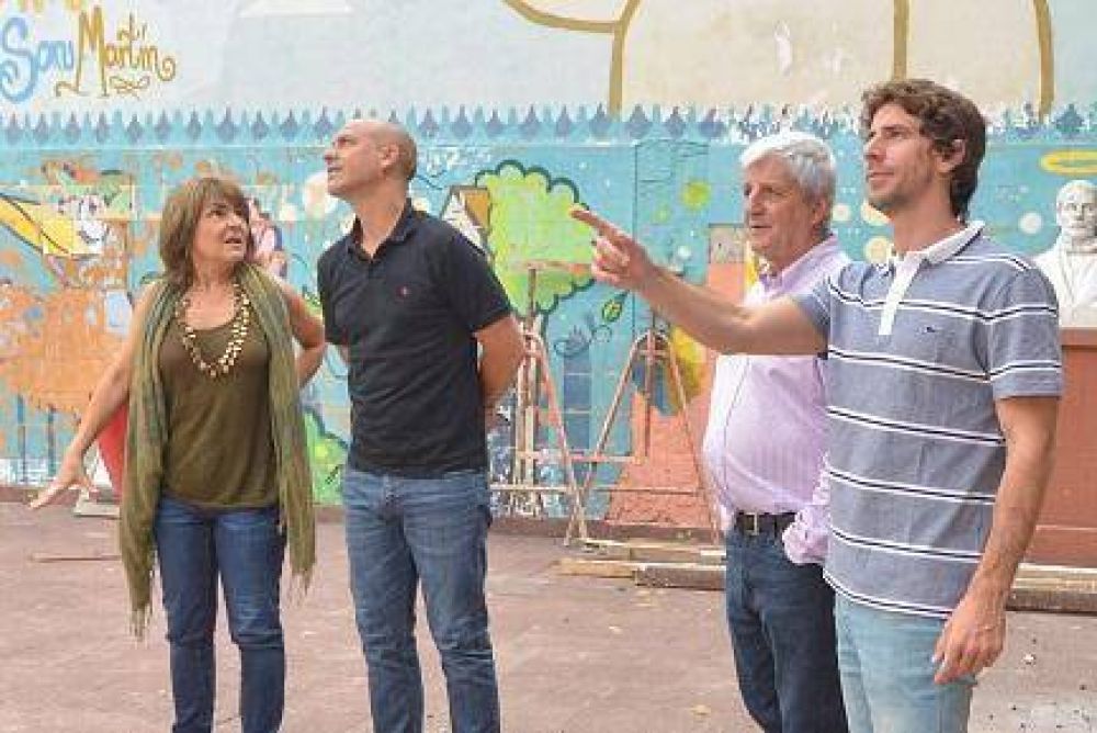 Juan Andreotti visit la obra de renovacin de la Escuela Provincial N 9