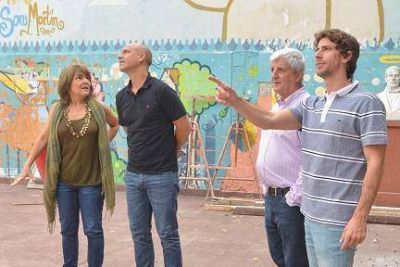 Juan Andreotti visit� la obra de renovaci�n de la Escuela Provincial N� 9
